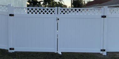 vinyl fence